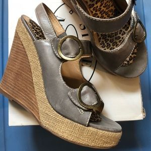 Steve Madden wedge sandals